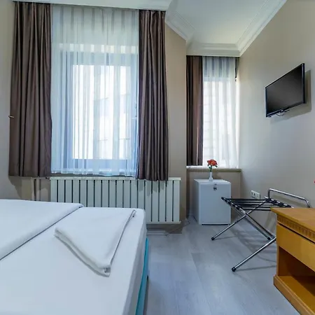 Uemit Istanbul